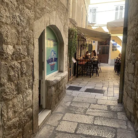 Tortosa Stari Grad Split