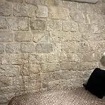 Tortosa Stari Grad Apartment *